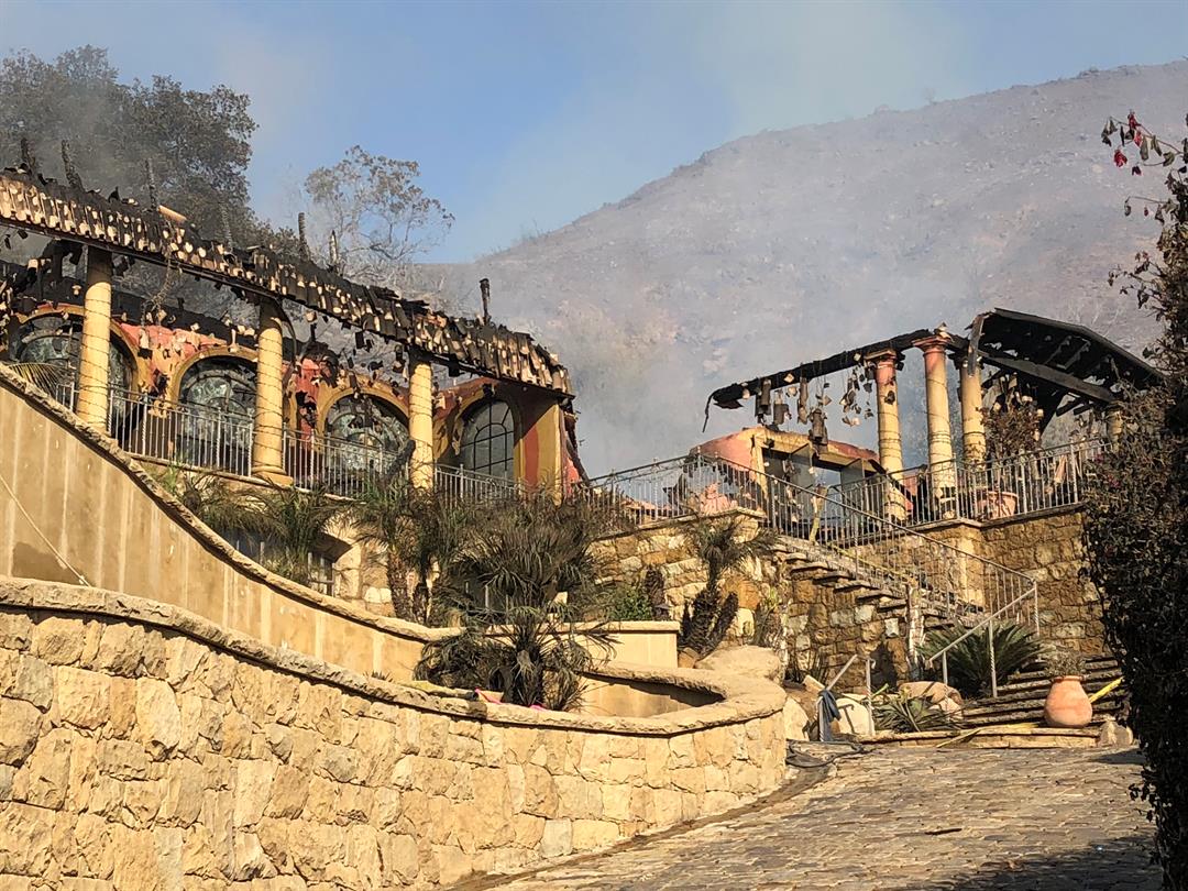 Thomas fire: Hwy. 154 partially reopened; minimal winds allow 50 percent containment